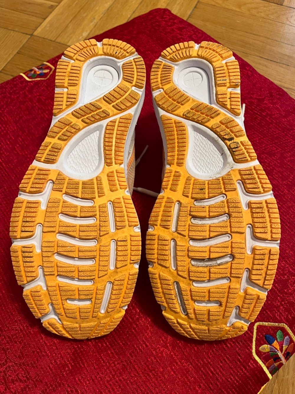 Under Armour HOVR Sonic Running Shoes | Women’s Size 8 | Orange/White 🍊 - Picture 2 of 9